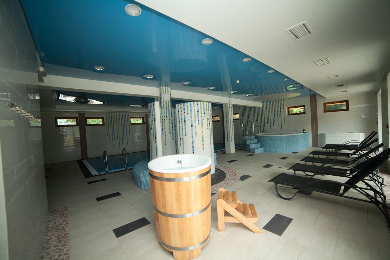Horsky Hotel Kristina Hrustin Luaran gambar