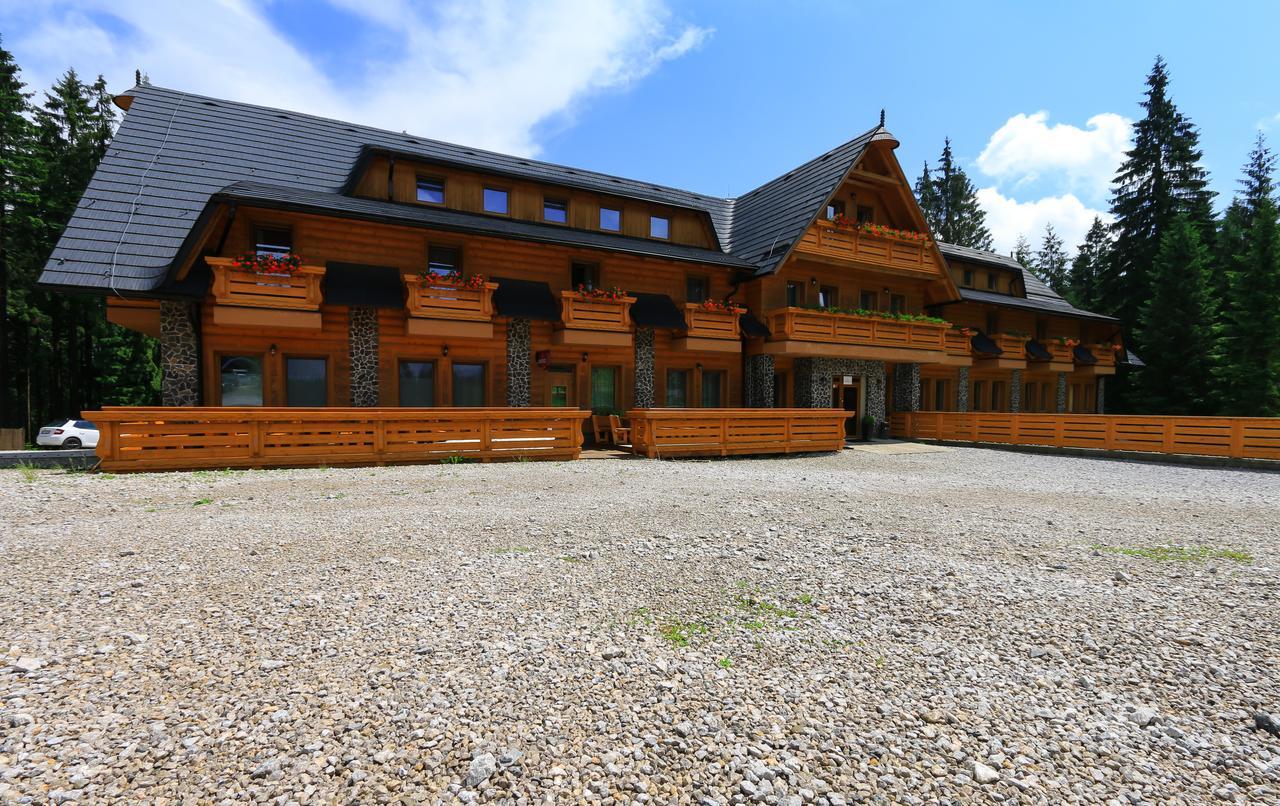 Horsky Hotel Kristina Hrustin Luaran gambar
